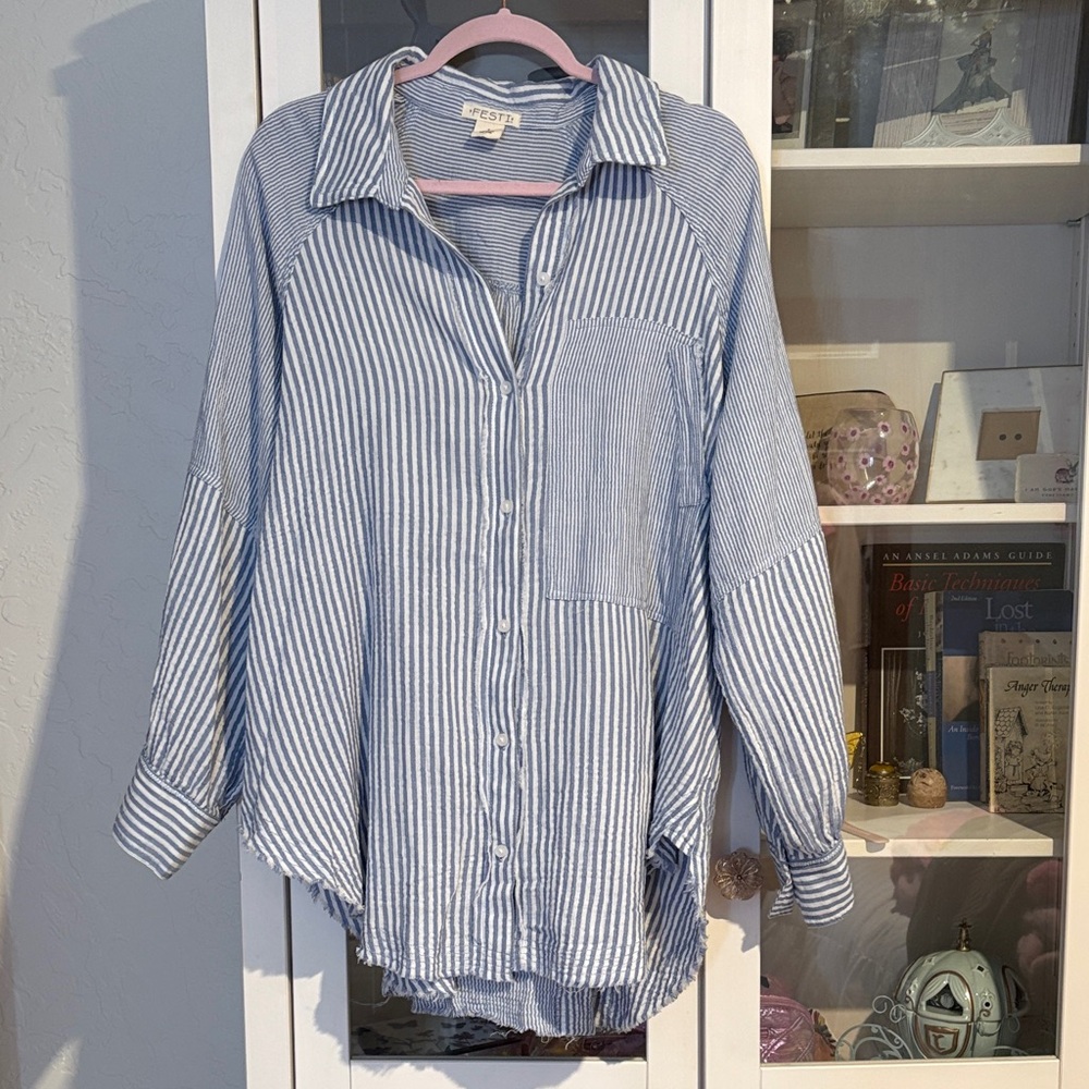 Torrid Festi Cotton Button Up Relaxed Tunic in Blue Stripe Size 1 firm